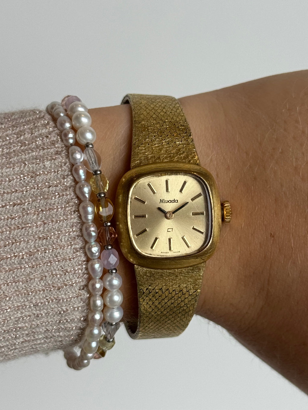 Elegant Square Face