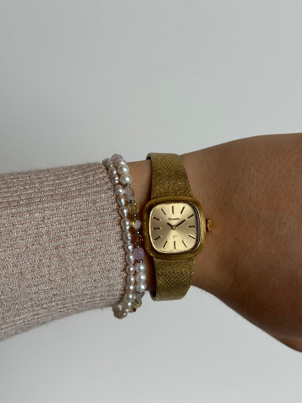 Elegant Square Face